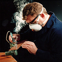 焊錫煙霧戴口罩有用嗎 焊錫煙霧戴口罩有用嗎